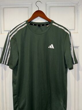 adidas Men's Dark Green Short-Sleeve Training Tee with White Stripes